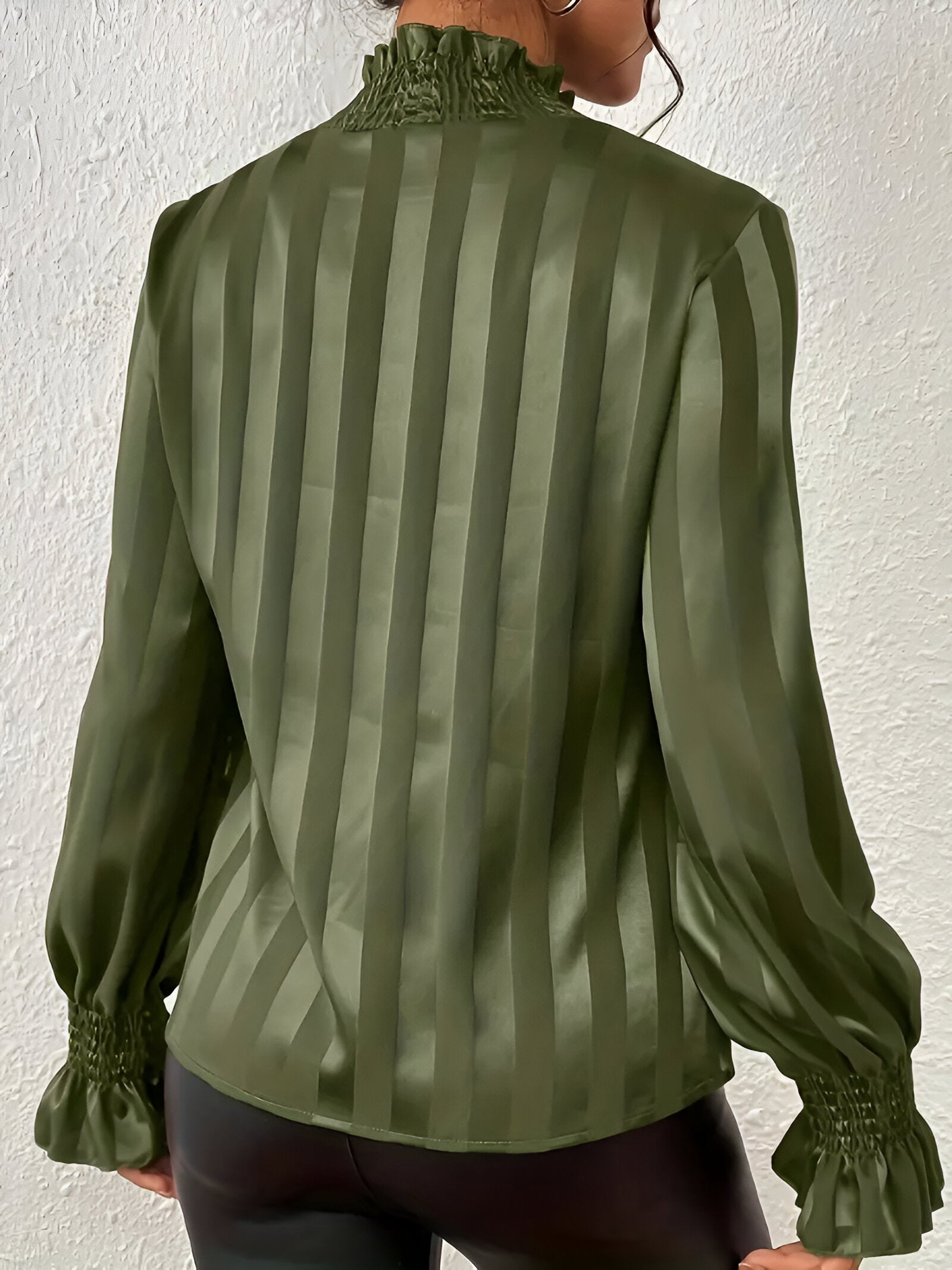 Xylara - Elegante Geplooide Blouse voor Dames met een vrouwelijke Pasvorm en Zachte Valling