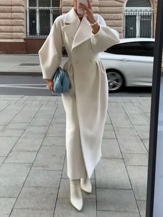 Thalina – Lange Wollen Winterjas met Luxe en Elegantie