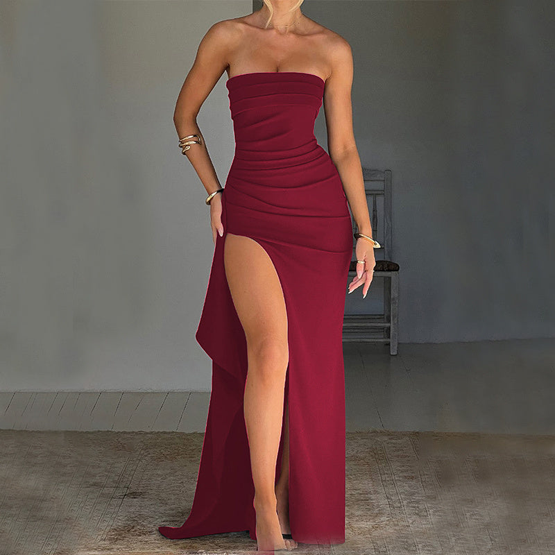 Isolde - Stijlvolle Strapless Jurk met Verleidelijk Split voor een Elegante Look