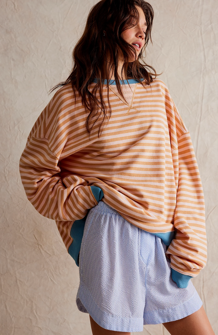 Aveline Gestreepte Oversized Trui voor Dames – Comfort, Stijl & Tijdloze Elegantie