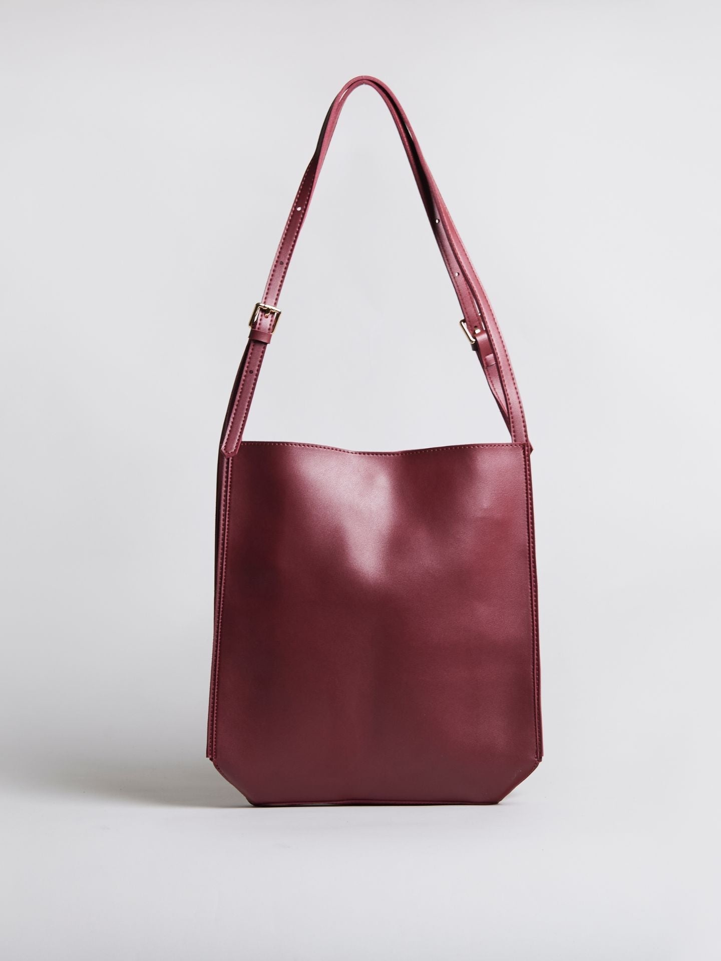 Seliora Elegante Vegan Schoudertas – Tijdloze Stijl & Praktisch Ontwerp voor Elke Dag