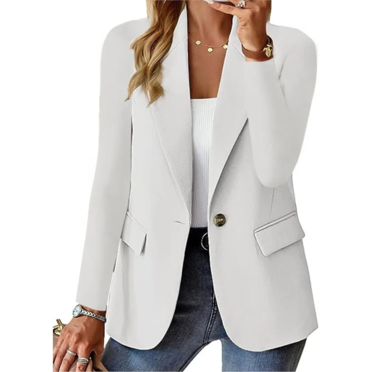 Solenya – Slanke Damesblazer met Gespdetails en Eigentijdse Elegantie