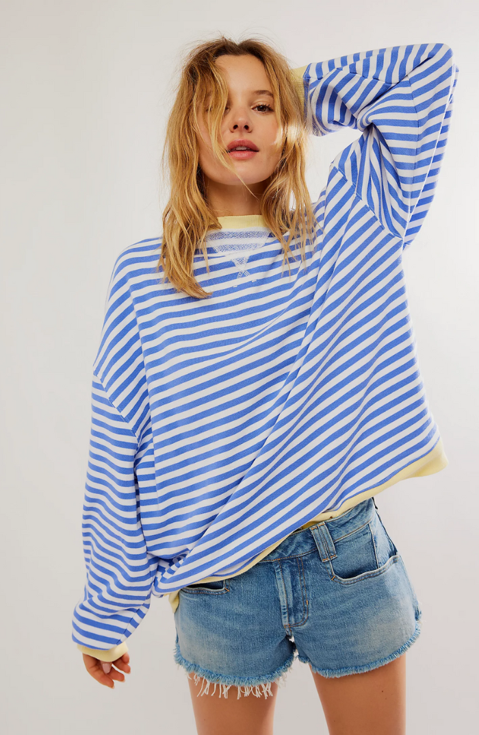 Aveline Gestreepte Oversized Trui voor Dames – Comfort, Stijl & Tijdloze Elegantie