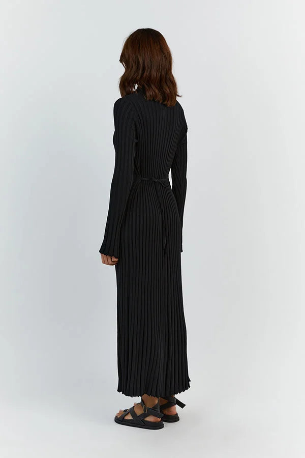 Alvaris – De stretch jurk die elegantie en comfort samenbrengt