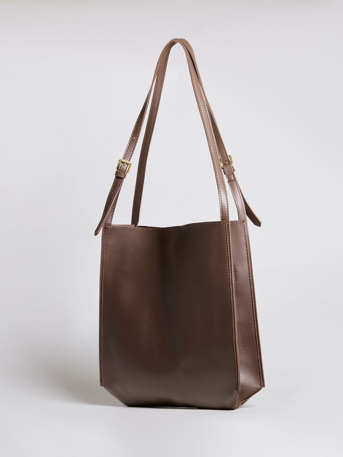 Seliora Elegante Vegan Schoudertas – Tijdloze Stijl & Praktisch Ontwerp voor Elke Dag