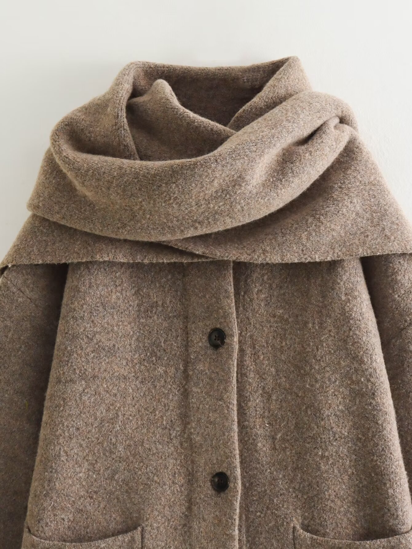 Marisse Jas – Elegante Winterjas met Bijpassende Sjaal