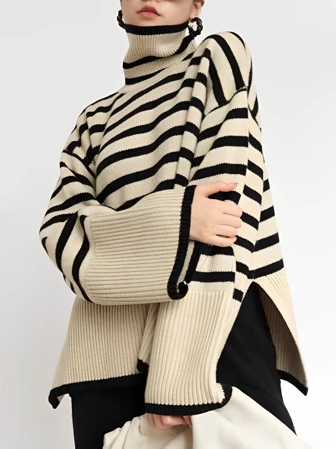 Soléna Oversized Turtleneck – katoenen damescoltrui met gestreept patroon en relaxte pasvorm