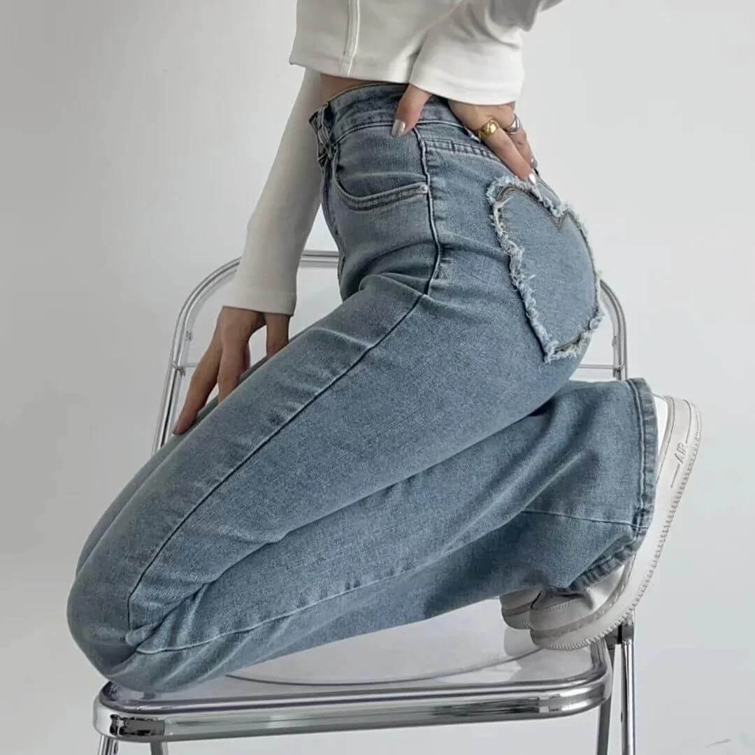 Selene Jeans – Dames Spijkerbroek met Hoge Taille en Hartvormige Details