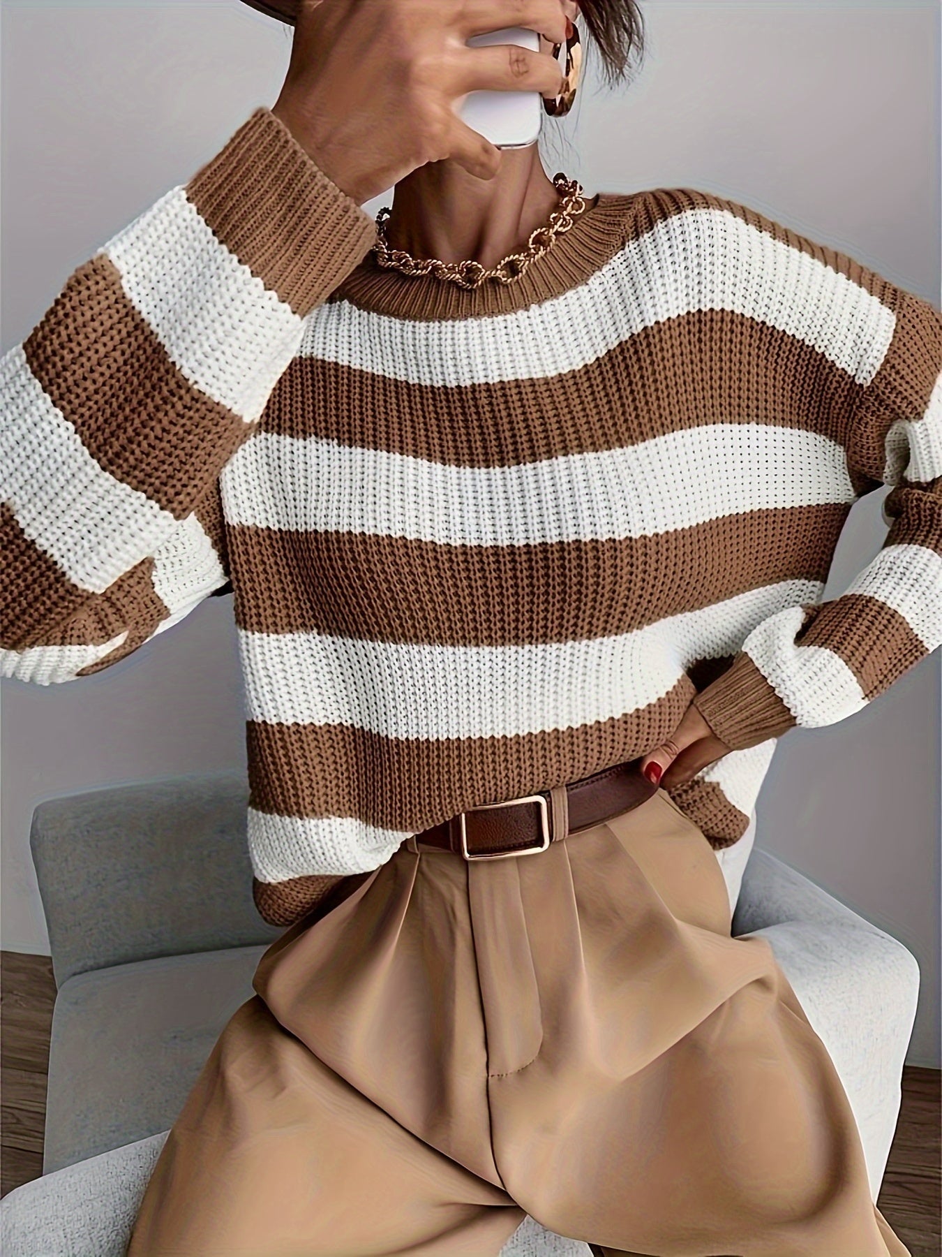 Lina Gebreide Trui met Kleurblokken – Warm, Trendy & Comfortabel