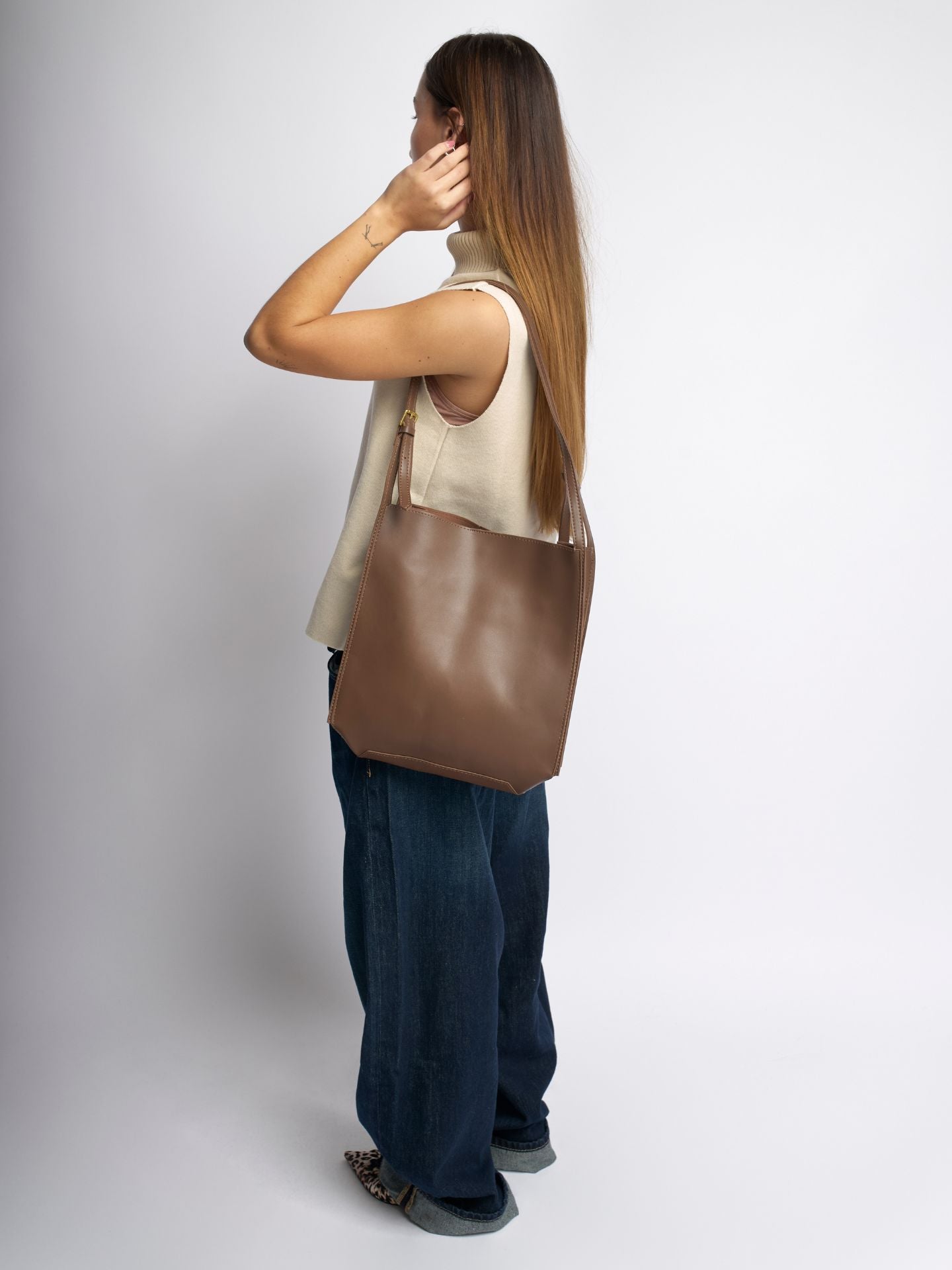 Seliora Elegante Vegan Schoudertas – Tijdloze Stijl & Praktisch Ontwerp voor Elke Dag