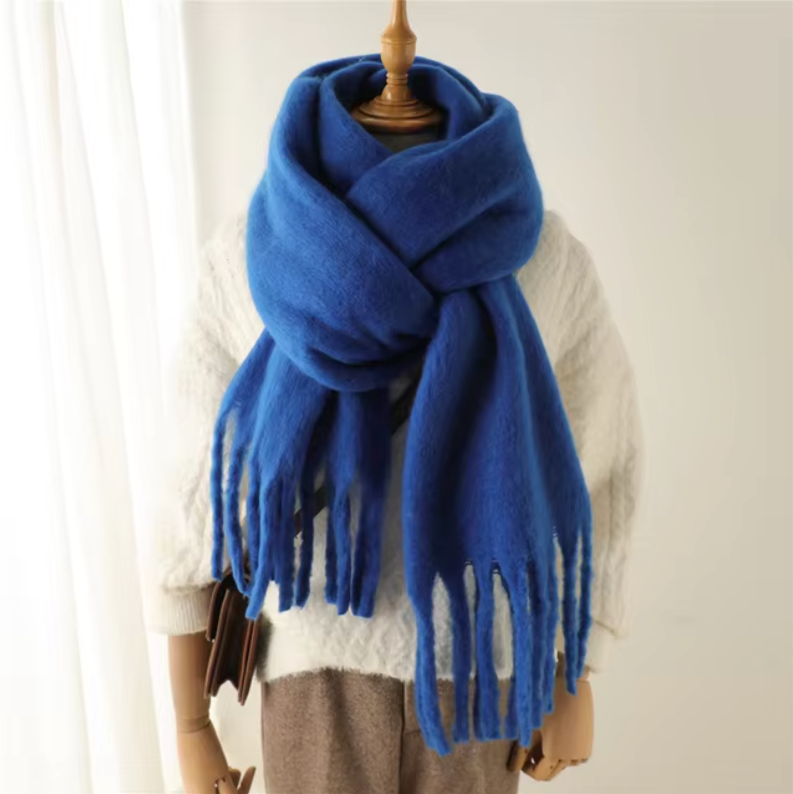 Averine – Luxe cashmere-look wintersjaal met franjes voor dames