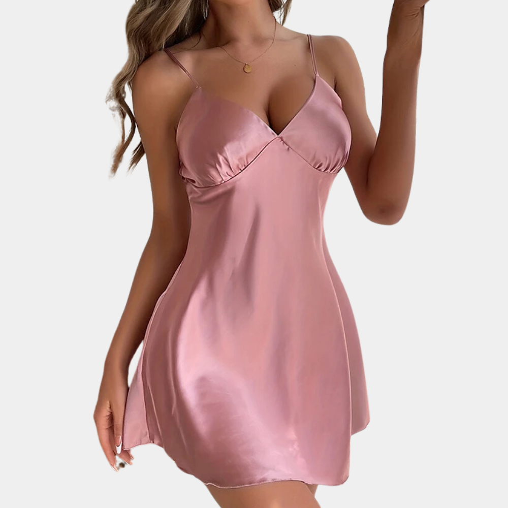 Isalyn – Luxe Dames Nachtjapon met Elegante Details