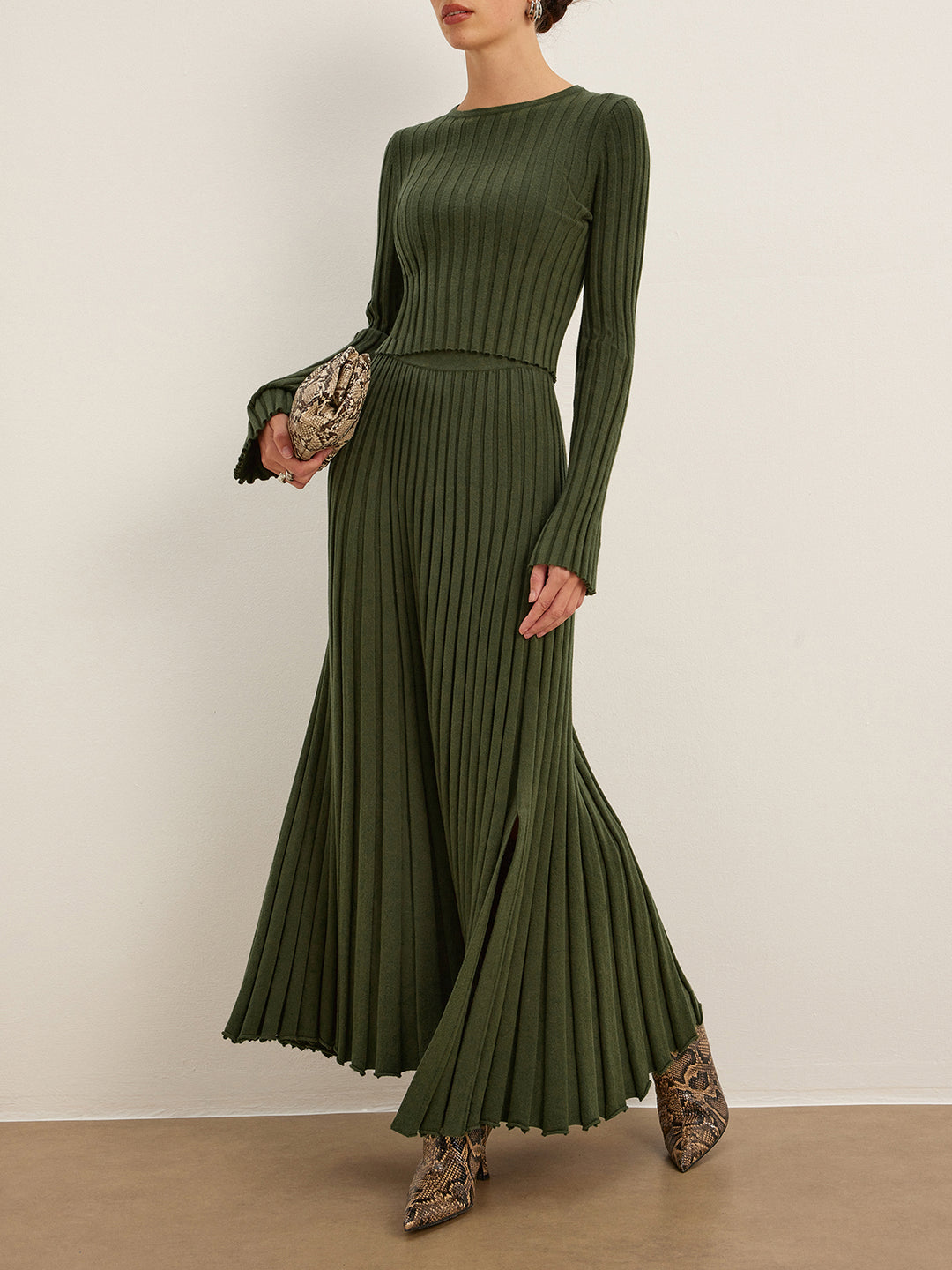 Néola Ribbelset – Tijdloze Elegantieset met Maxi-Rok
