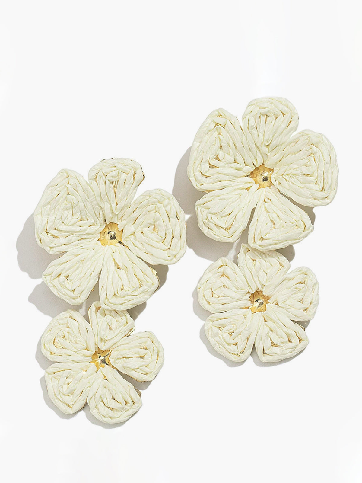Flora Kanten Bloem Oorbellen – Licht, Elegant & Betoverend Vrouwelijk