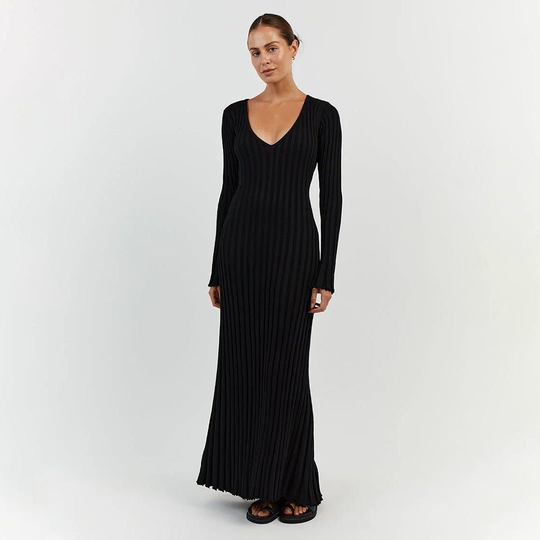 Loréva – Ribgebreide Midi Jurk met Verstelbare Taille en Elegant V-Silhouet