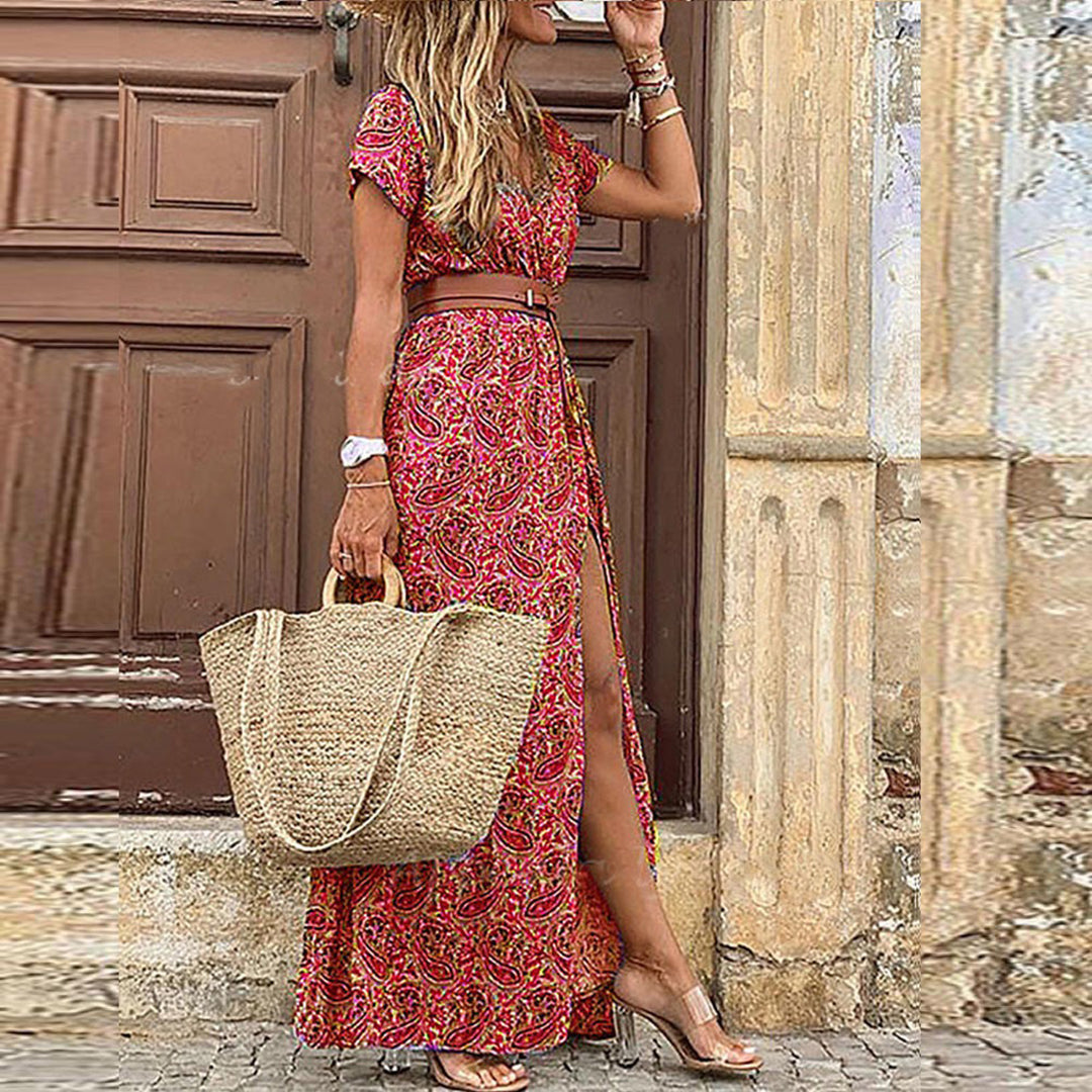 Elora Maxi Dress – Elegante maxi-jurk met V-hals en riemdetail
