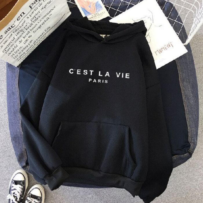 Noa Hoodie – Waar Comfort en Stijl Samenkomen
