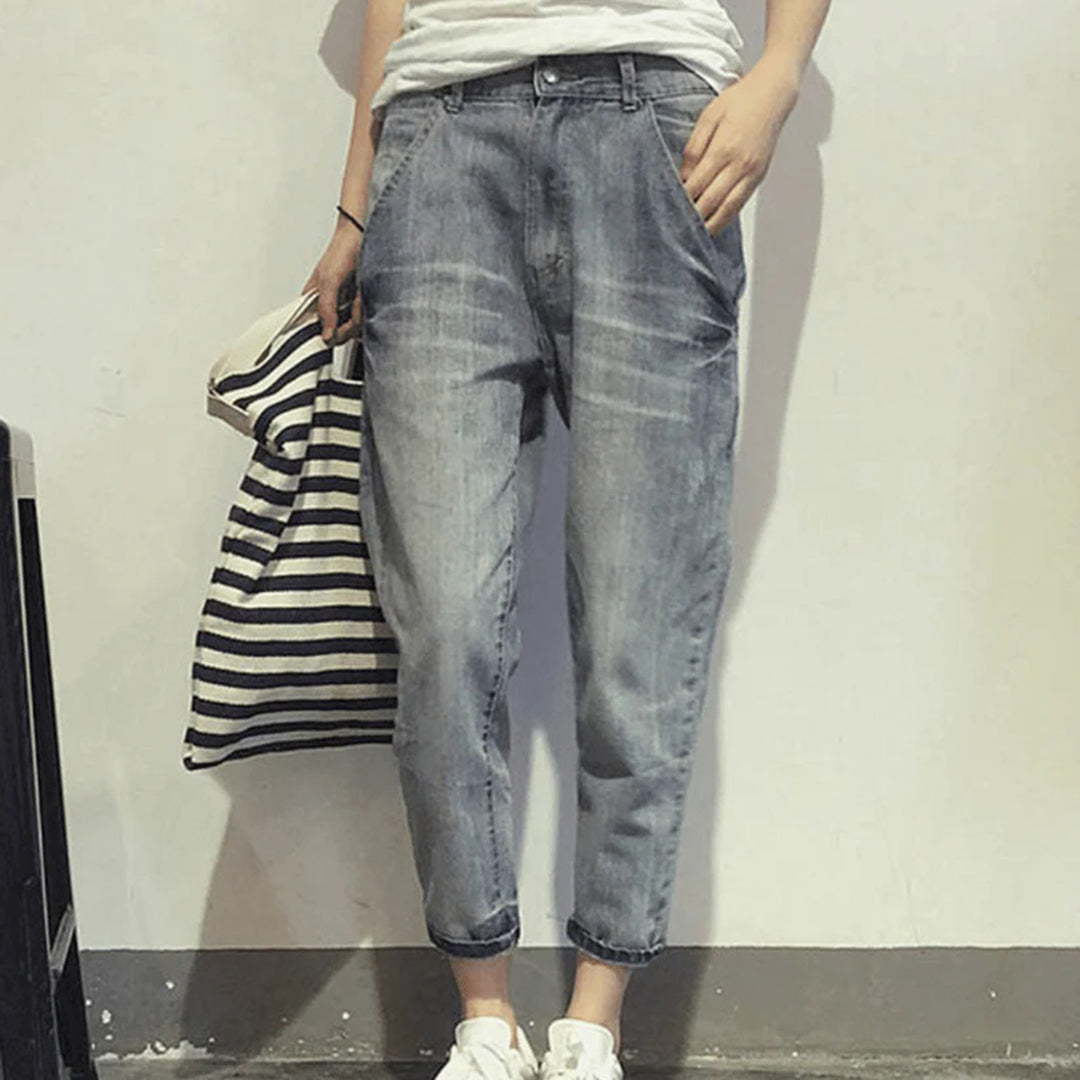 Elena - Straight-Leg Jeans
