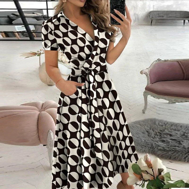 Isadora - A-lijn Stropdasjurk met Praktische Zakken voor een Elegante Look