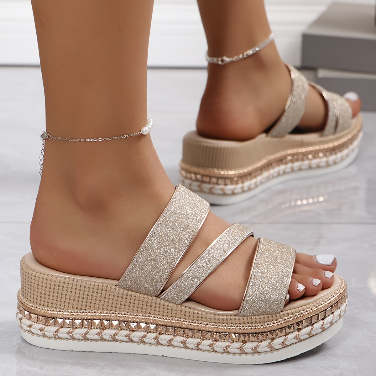 Elegante orthopedische sandalen met stijlvolle glitterdetails