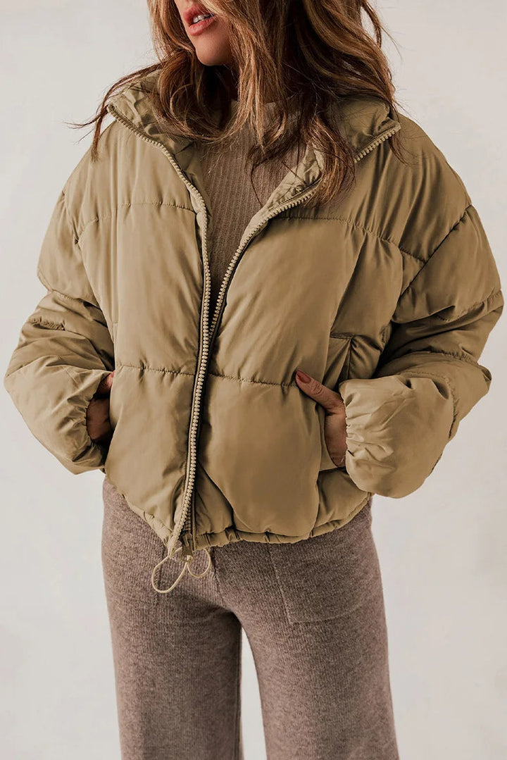 Noelia – Korte dames pufferjas met moderne pasvorm en warme vulling