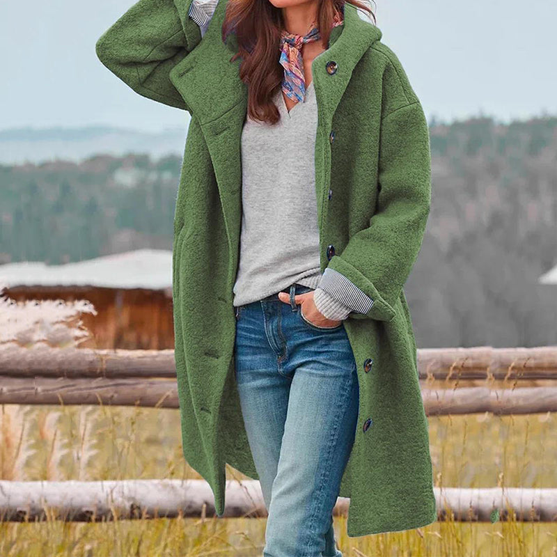 Loréna – Elegante dames wintermantel met capuchon en getailleerde pasvorm