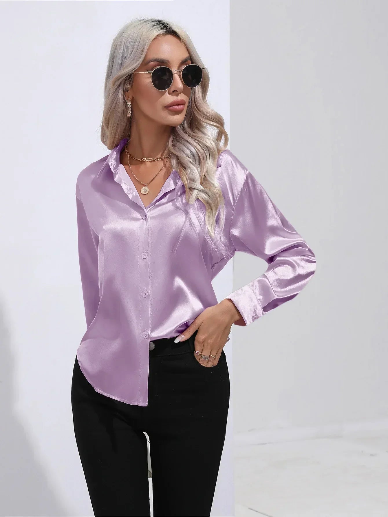 Serenya – Satijnen Blouse met Lange Mouwen, Elegant & Tijdloos voor Kantoor en Events