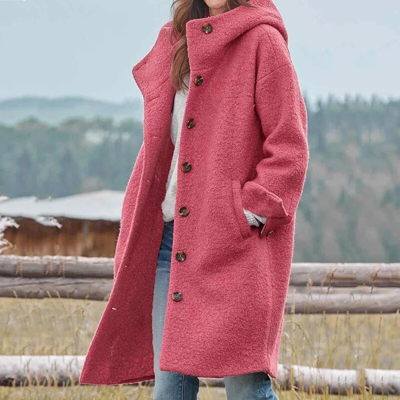 Loréna – Elegante dames wintermantel met capuchon en getailleerde pasvorm