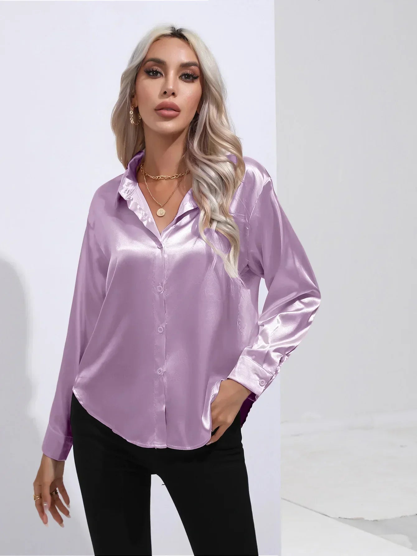 Serenya – Satijnen Blouse met Lange Mouwen, Elegant & Tijdloos voor Kantoor en Events
