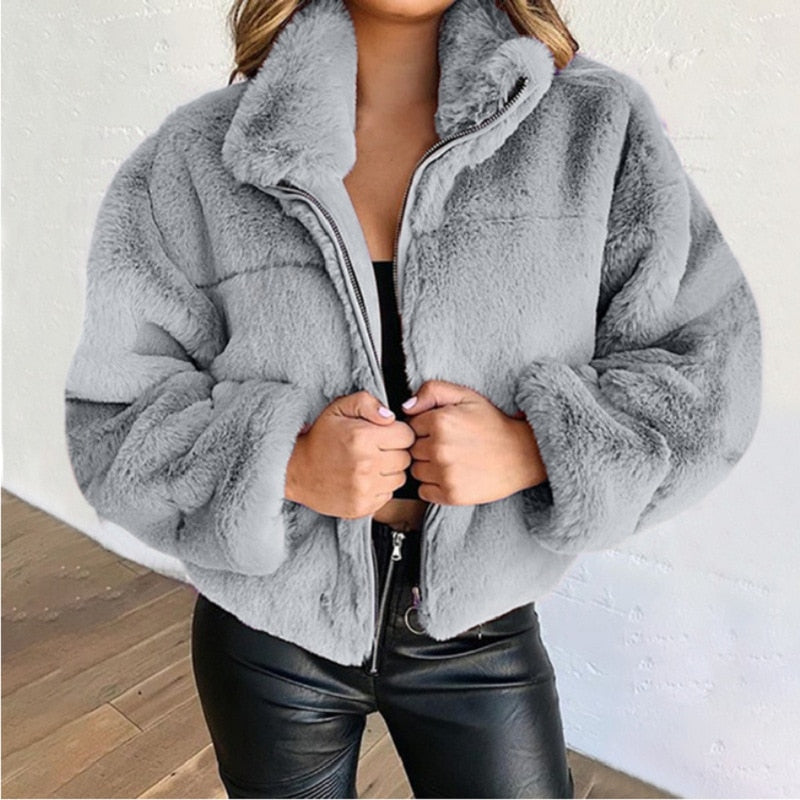 Nolene Teddy Jas – Zacht, Fluffy & Volledig On-Trend