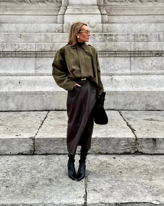 Renelle – Oversized dames suède jas met moderne city-chic uitstraling