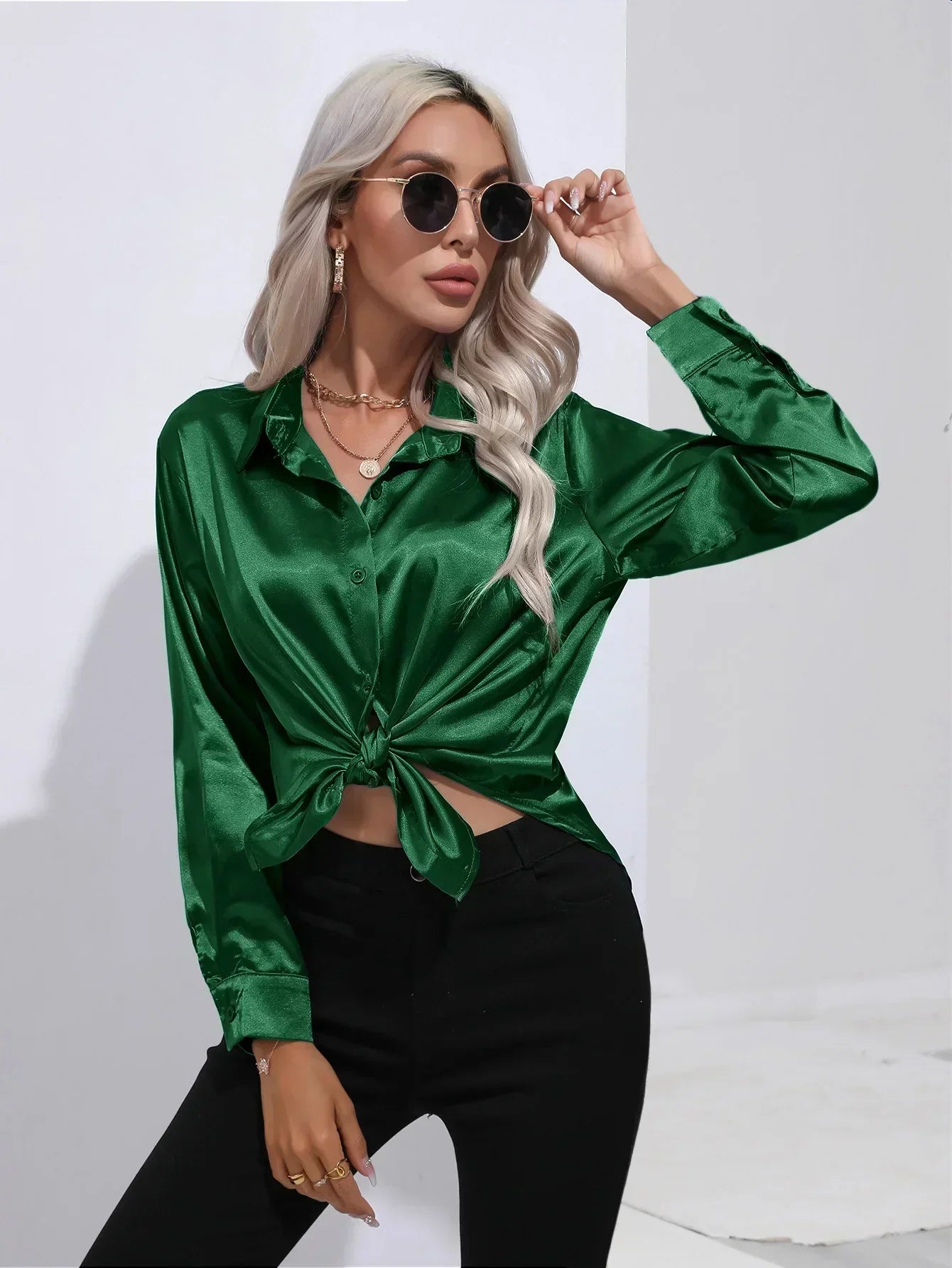Serenya – Satijnen Blouse met Lange Mouwen, Elegant & Tijdloos voor Kantoor en Events