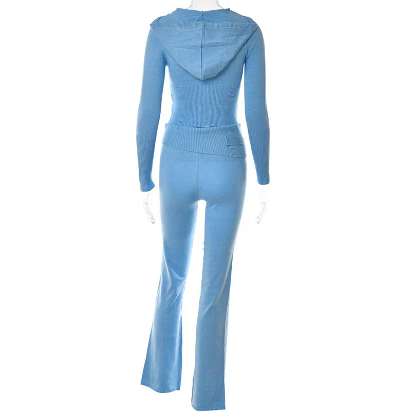 Meliora Trendy Trainingspak met Crop Top en Flared Broek – Stijlvol, Comfortabel en Vrouwelijk