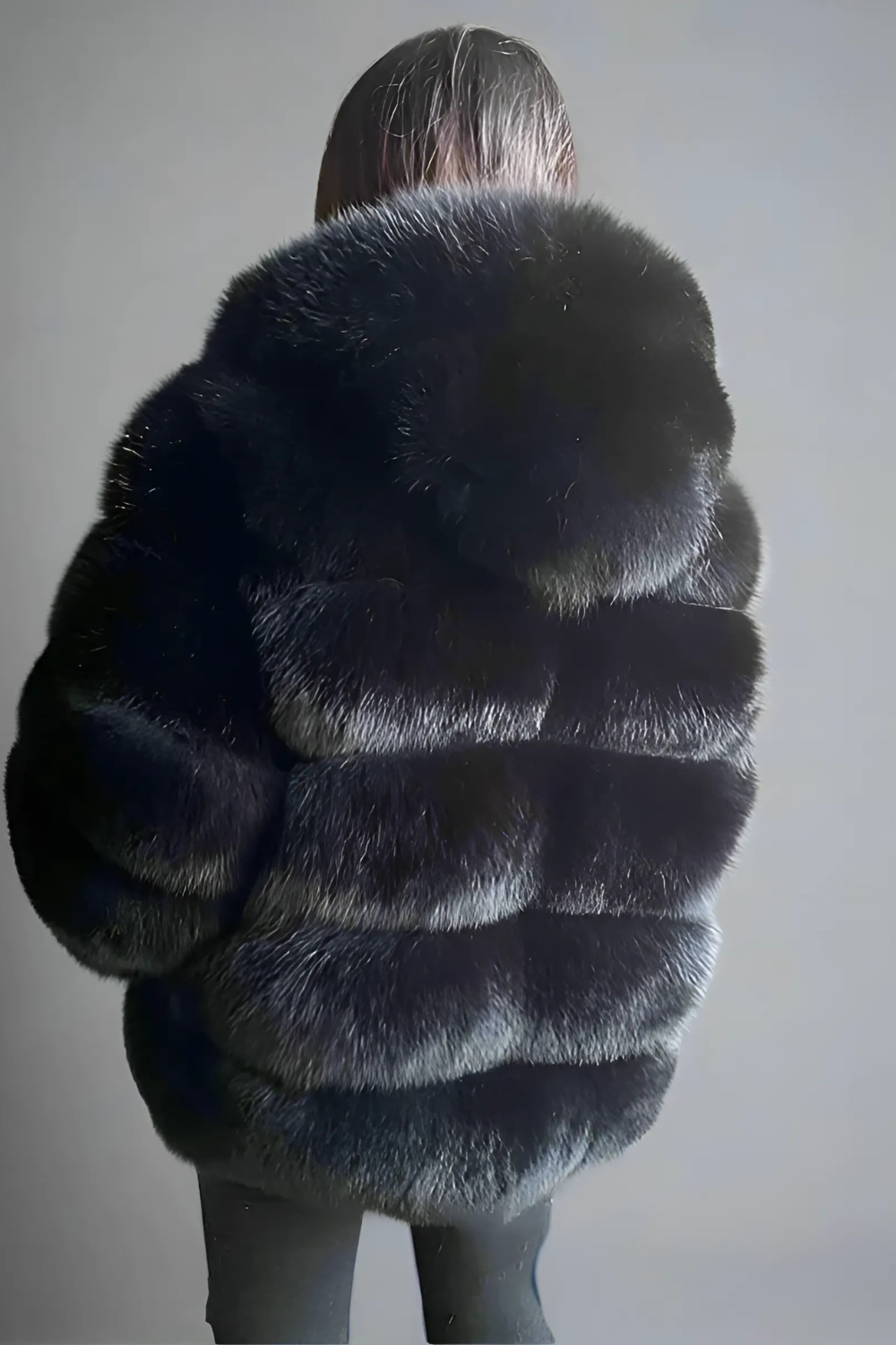 Serelise Pelsjack met Capuchon – Luxe Warmte & Tijdloze Elegantie