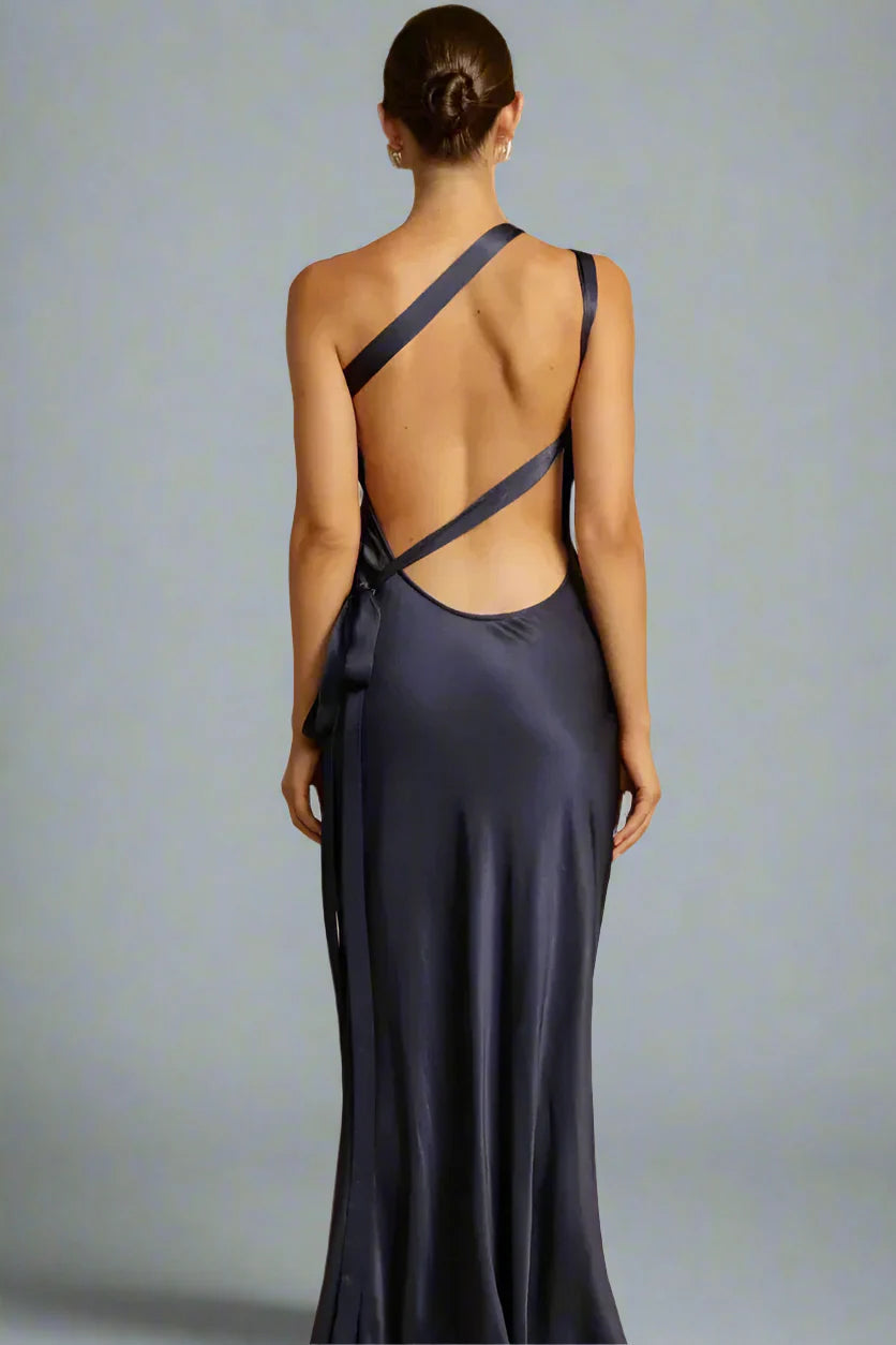 Seraphina - Elegante Satijnen Avondjurk met Eén Schouder en Luxe Afwerking