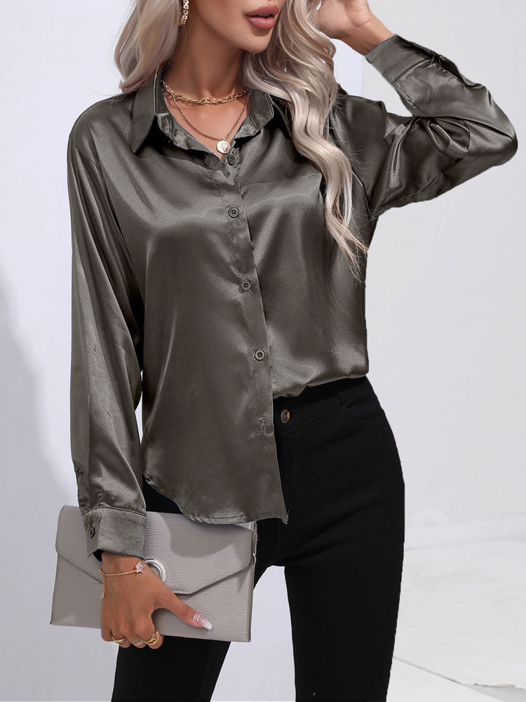 Calenra – Satijnen Blouse met Glans en Klassieke Knopen voor Verfijnde Comfort