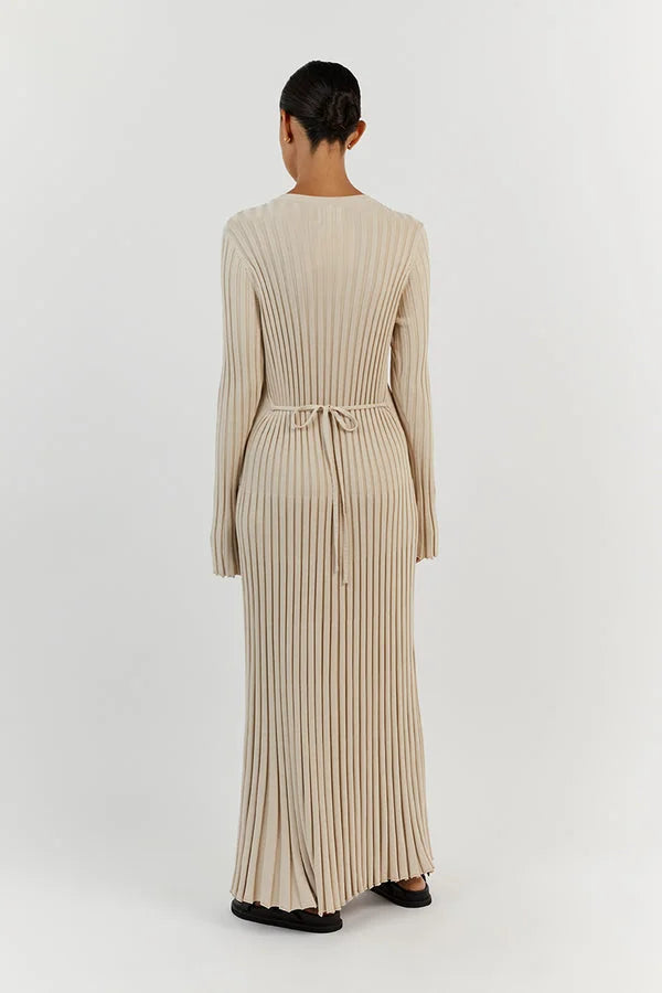 Alvaris – De stretch jurk die elegantie en comfort samenbrengt