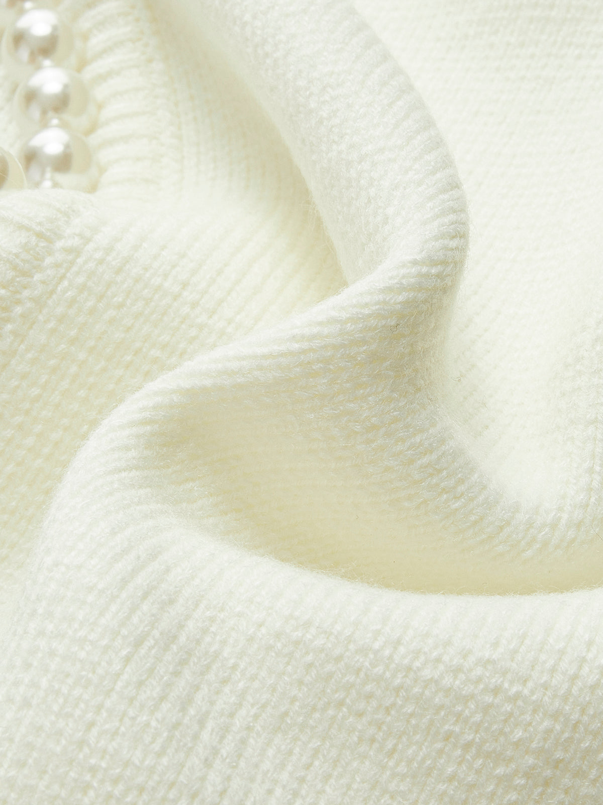 Elodie – Cardigan met Parelaccenten en Elegante Details