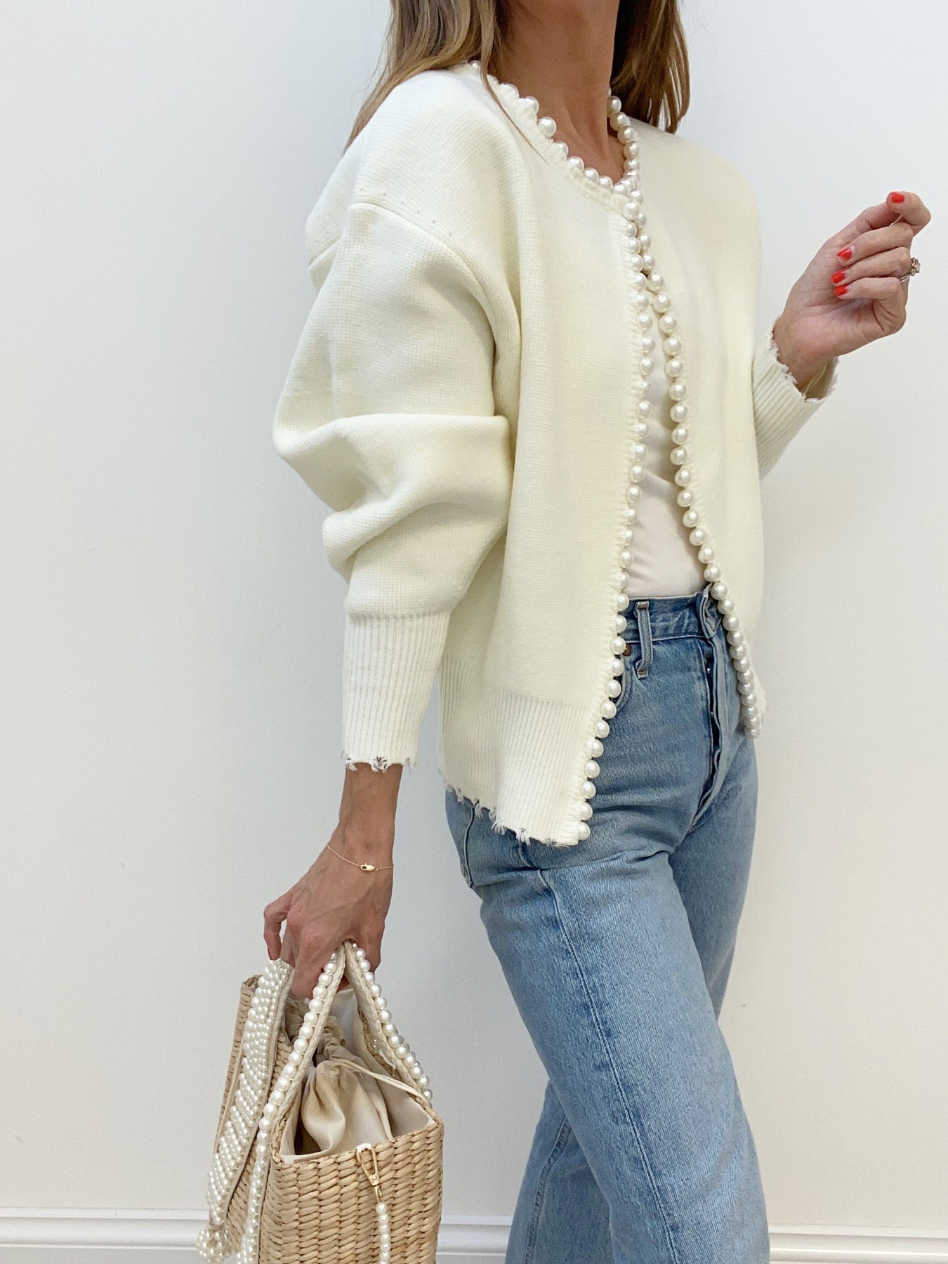 Elodie – Cardigan met Parelaccenten en Elegante Details