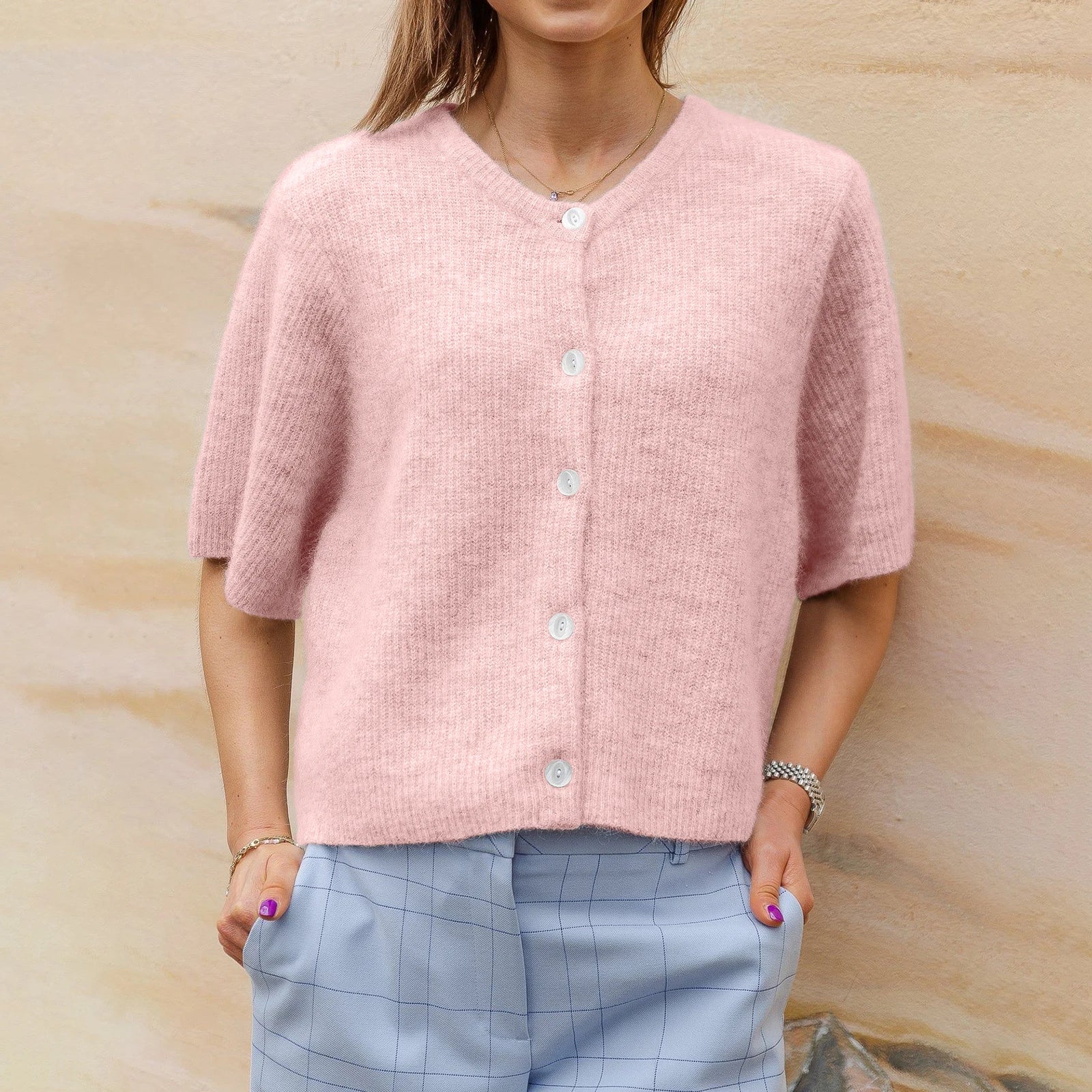 Yaralie – Korte mouwen damesvest met streetwear flair