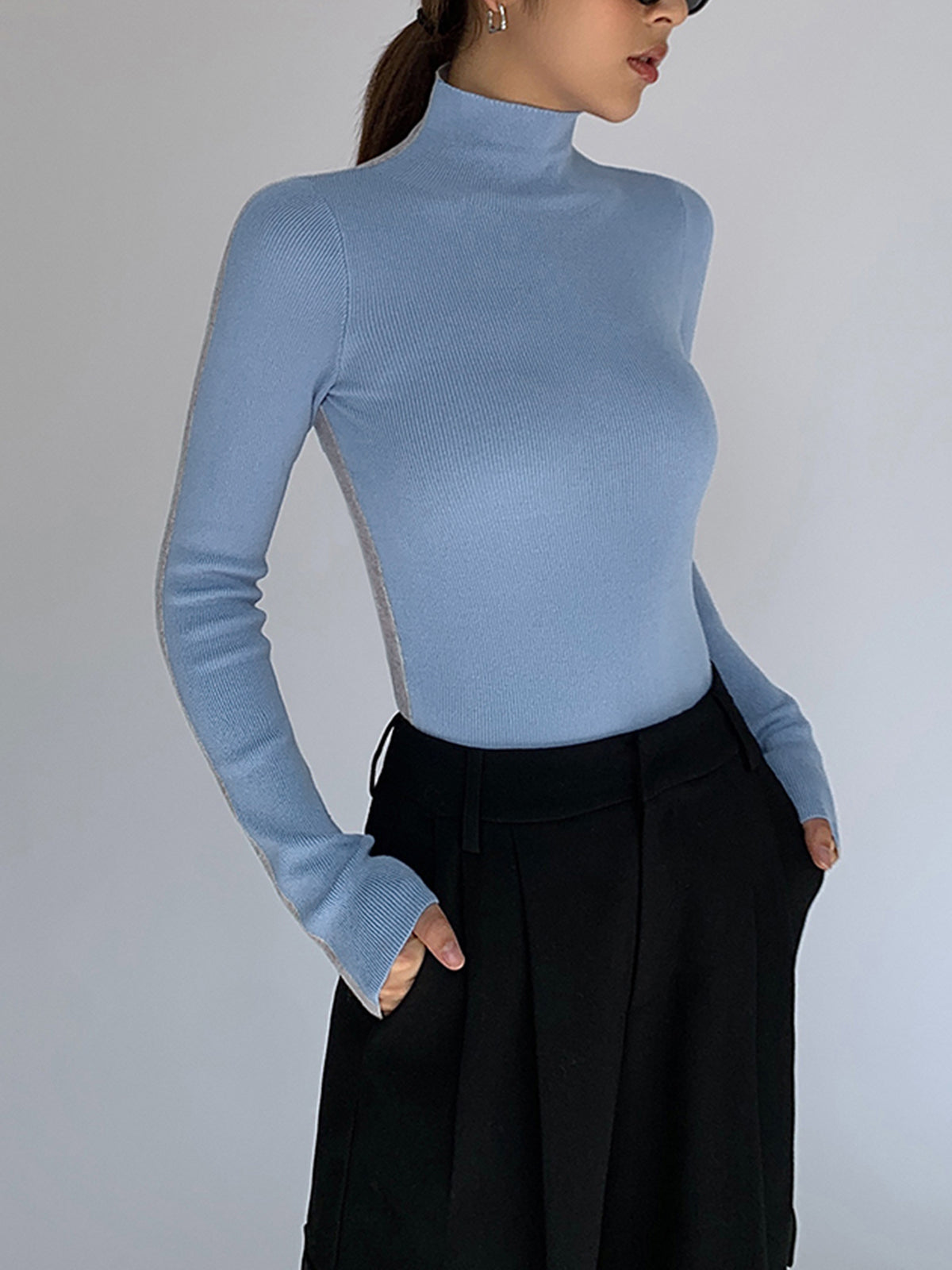 Noelle – Tweekleurige Gebreide Top met Regular Fit