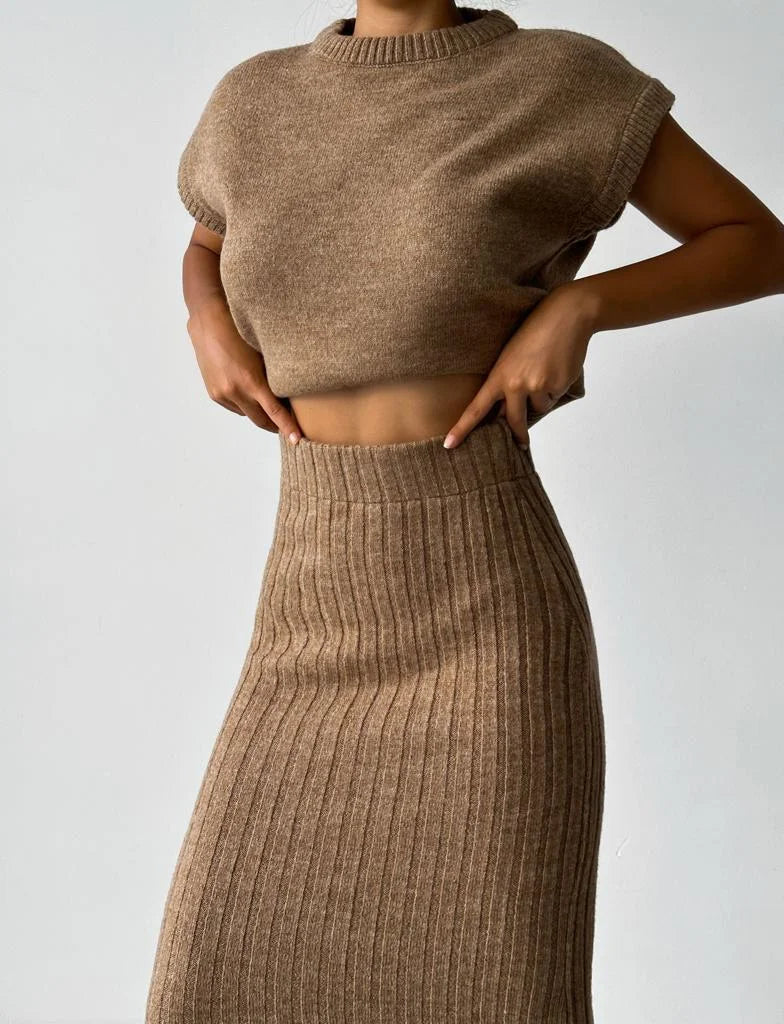 Elvaris – Gebreide Set voor Dames | Cardigan & Rok in Elegante Stijl