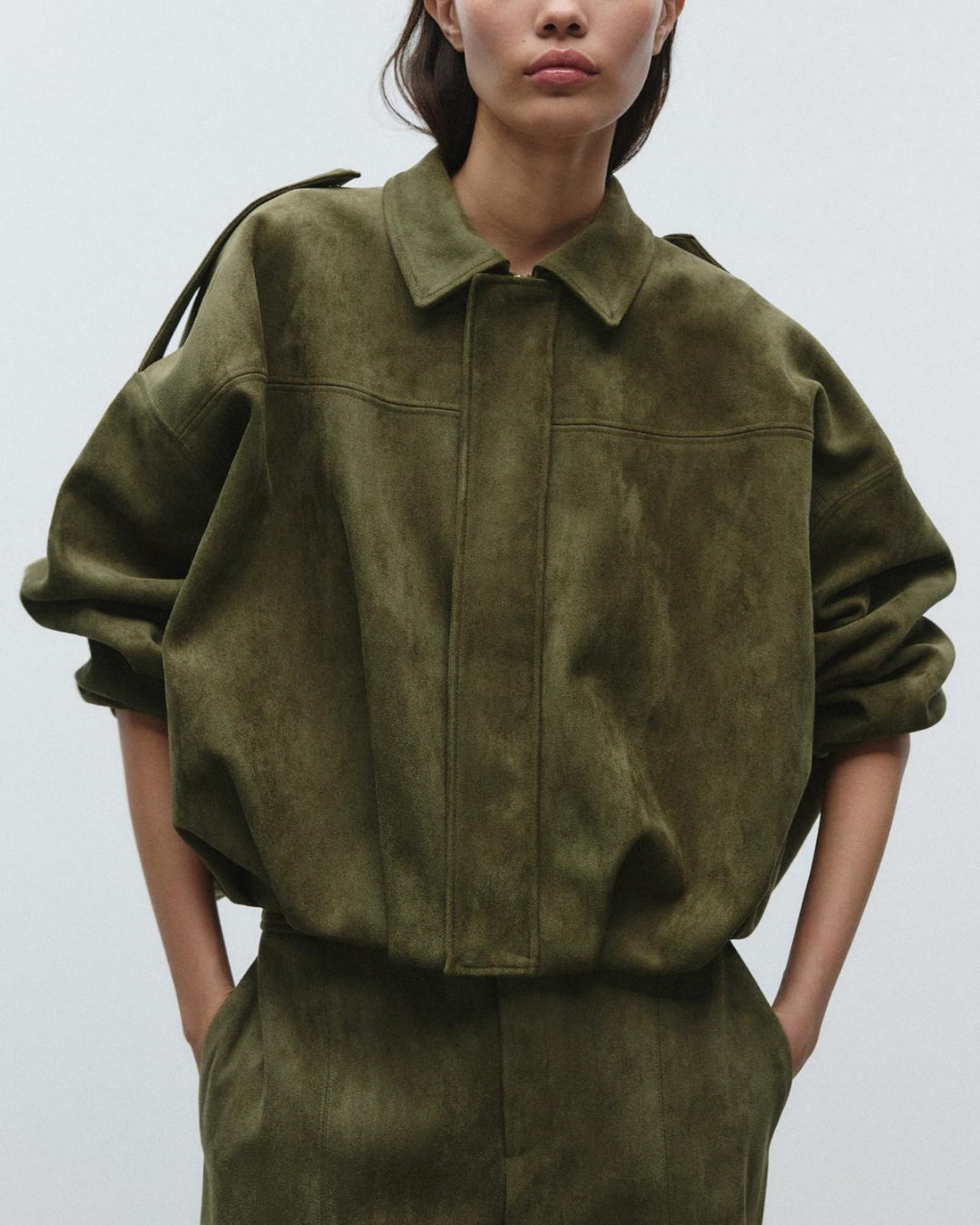 Noémie Suède Oversized Jas – Tijdloze Luxe in een Ontspannen Silhouet