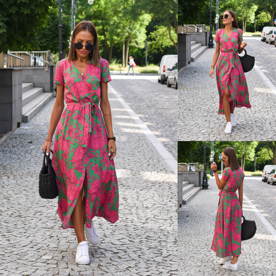 Floravienne – Zomerse bloemenjurk met diepe V-hals en hoge split
