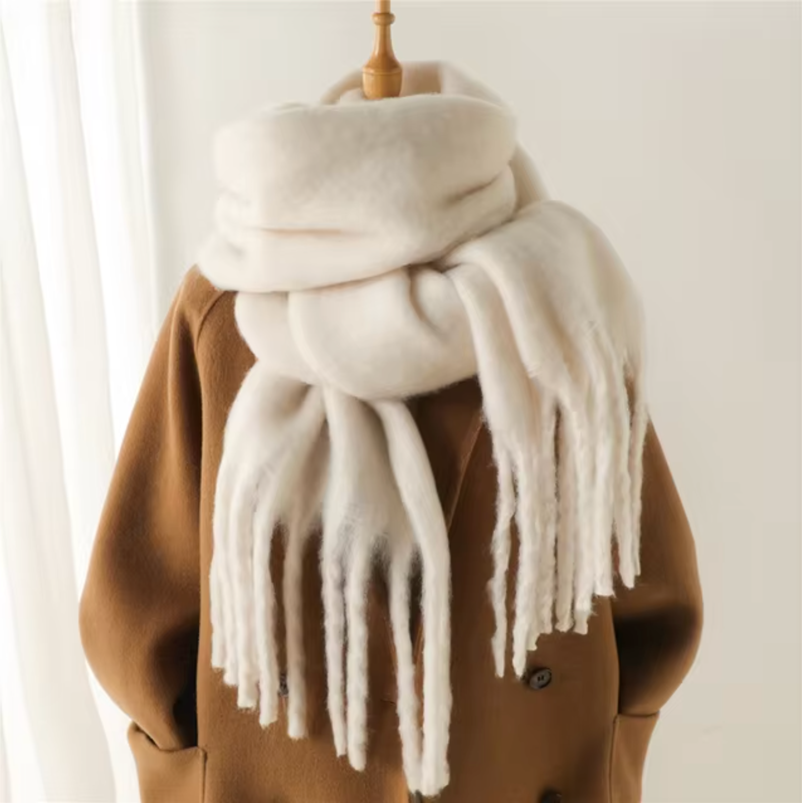 Averine – Luxe cashmere-look wintersjaal met franjes voor dames