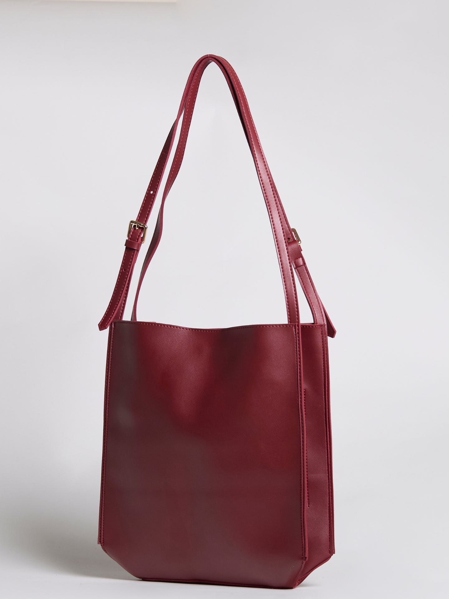 Seliora Elegante Vegan Schoudertas – Tijdloze Stijl & Praktisch Ontwerp voor Elke Dag