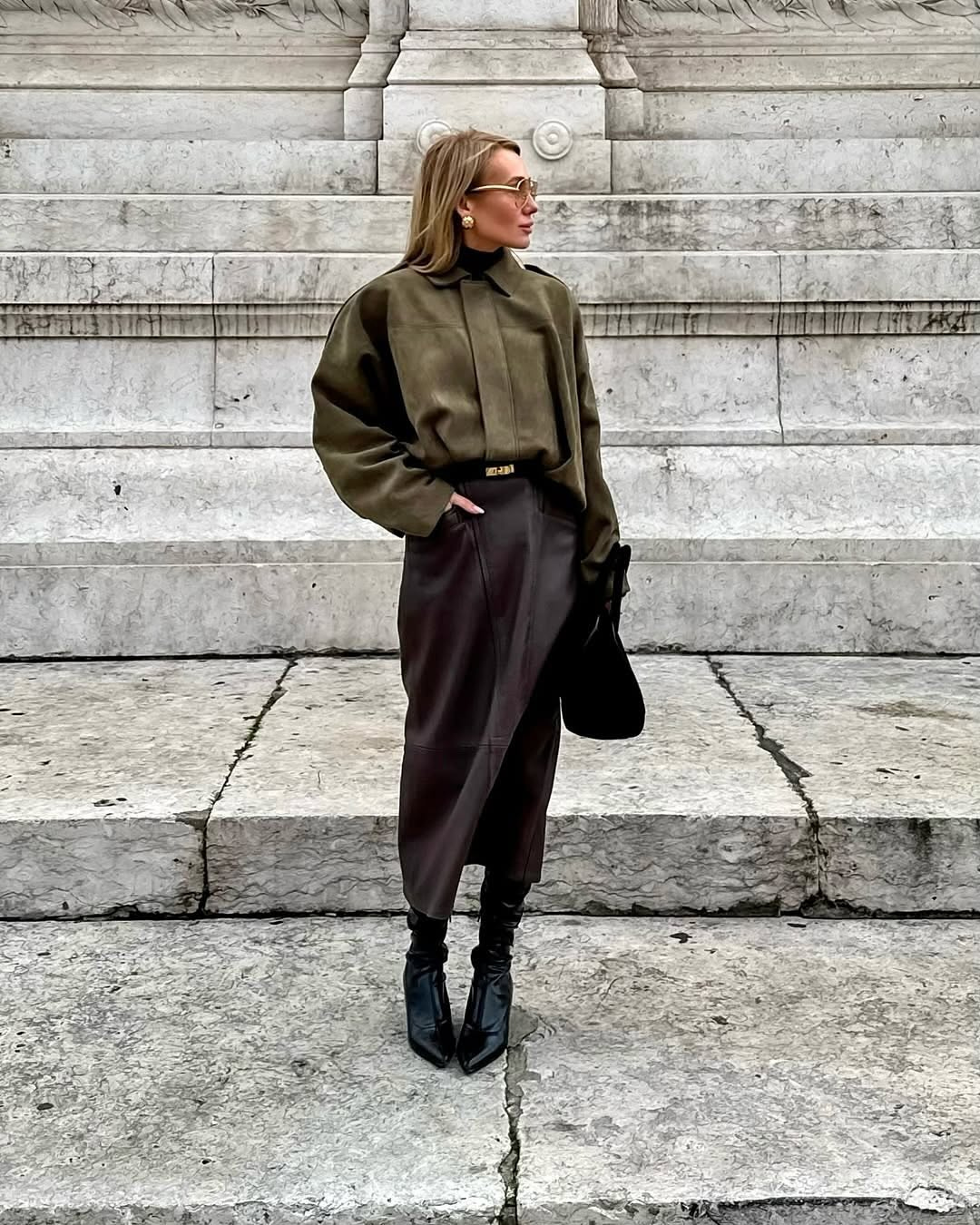 Noémie Suède Oversized Jas – Tijdloze Luxe in een Ontspannen Silhouet