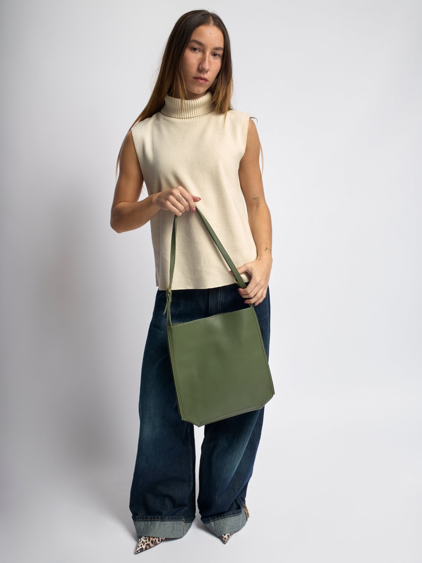 Seliora Elegante Vegan Schoudertas – Tijdloze Stijl & Praktisch Ontwerp voor Elke Dag