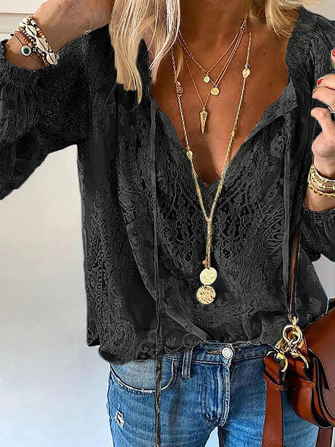 Calista - Unieke Blouse met Elegante Kantdetails en Lange Mouwen