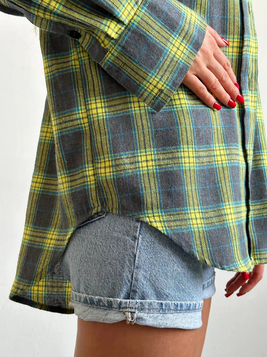 Amarisse Checked Shirt – klassiek katoenen overhemd met ruitpatroon en getailleerde pasvorm
